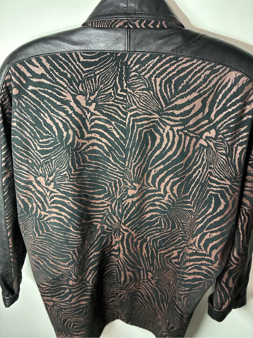 Suzelle Black & Brown Zebra-Print Leather-Trimmed Blazer - Picture 8 of 10
